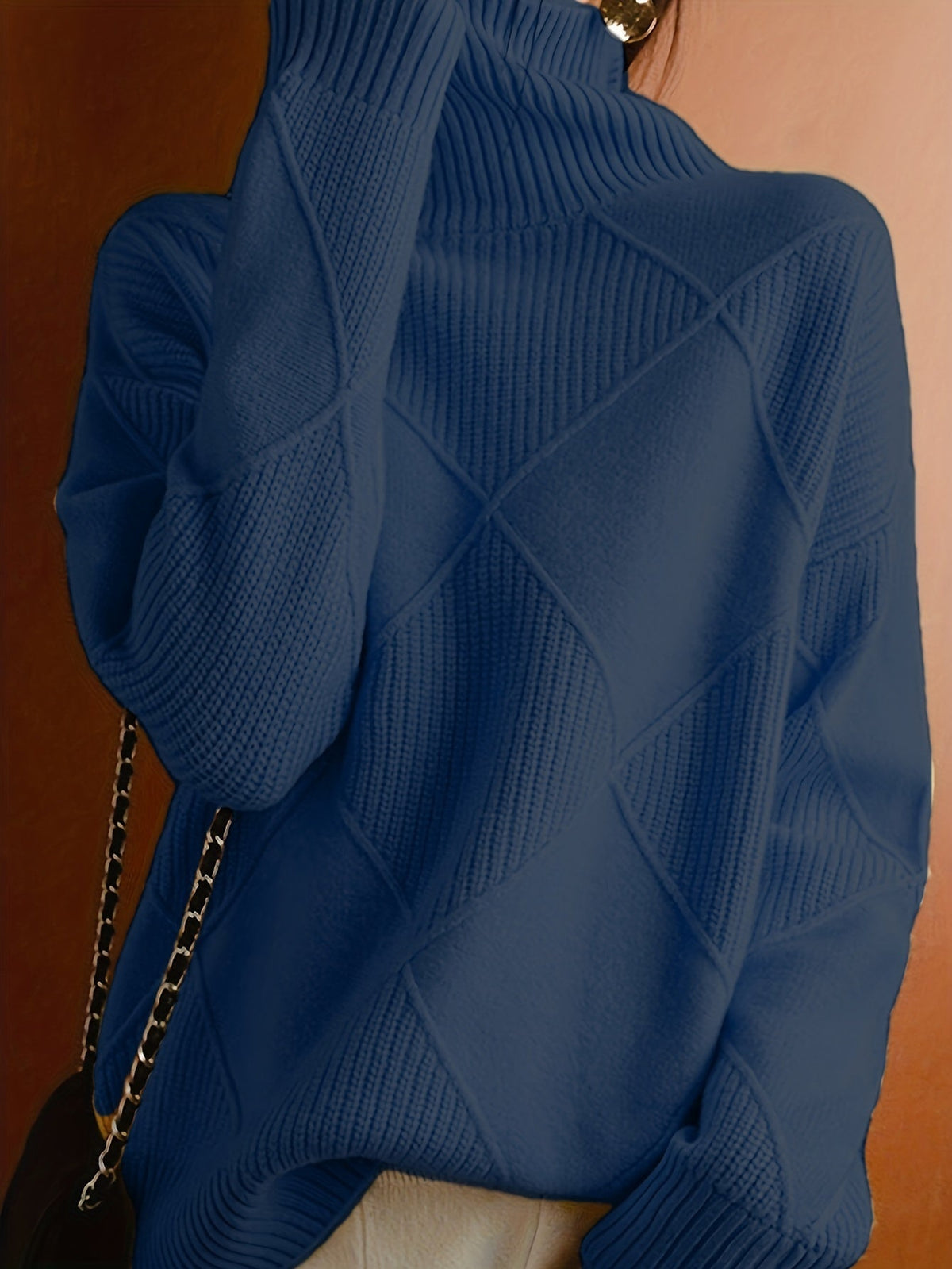 Pull à col roulé et maille à losanges — Amielle Paris
