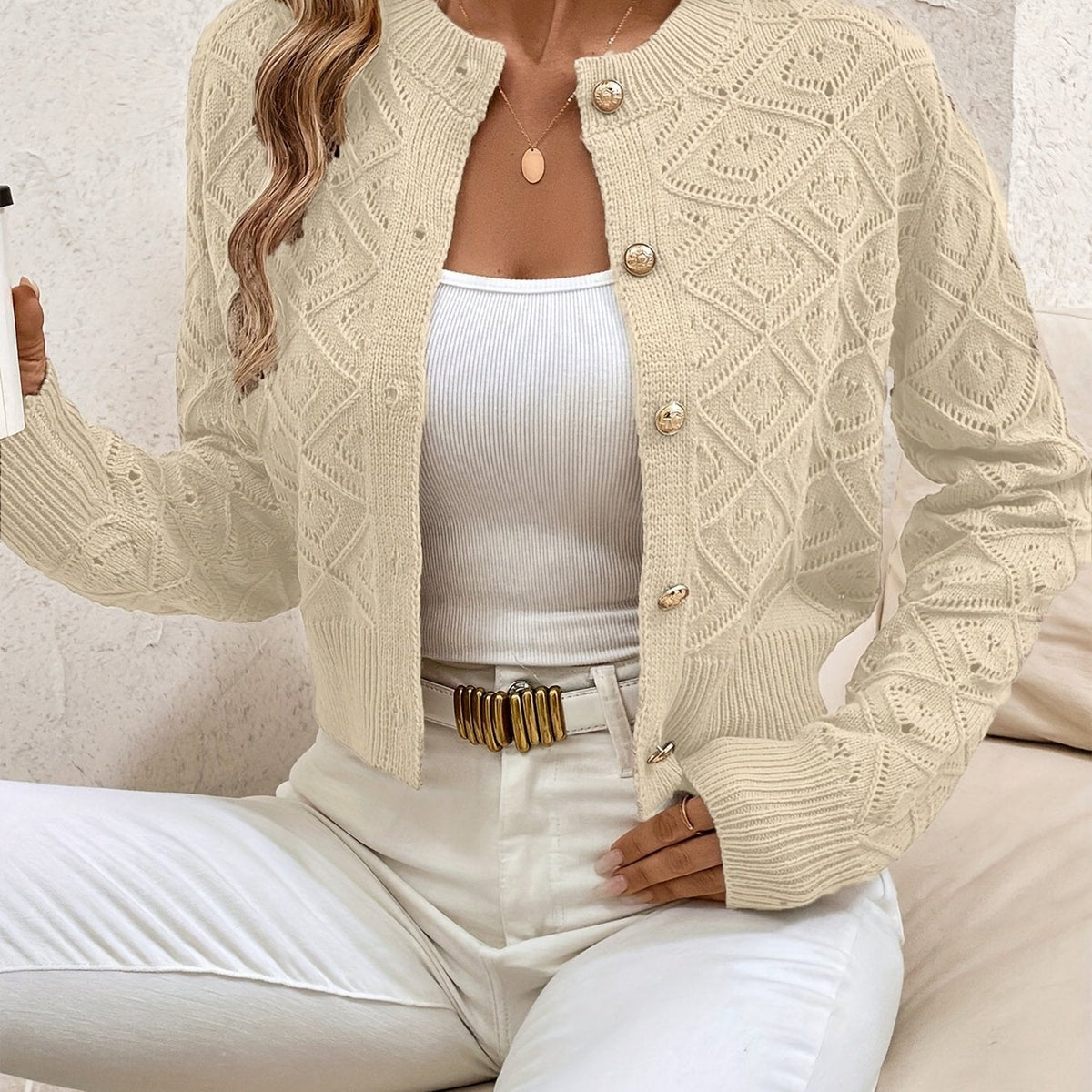 Camille | Gilet en maille à losanges et boutons — Amielle Paris