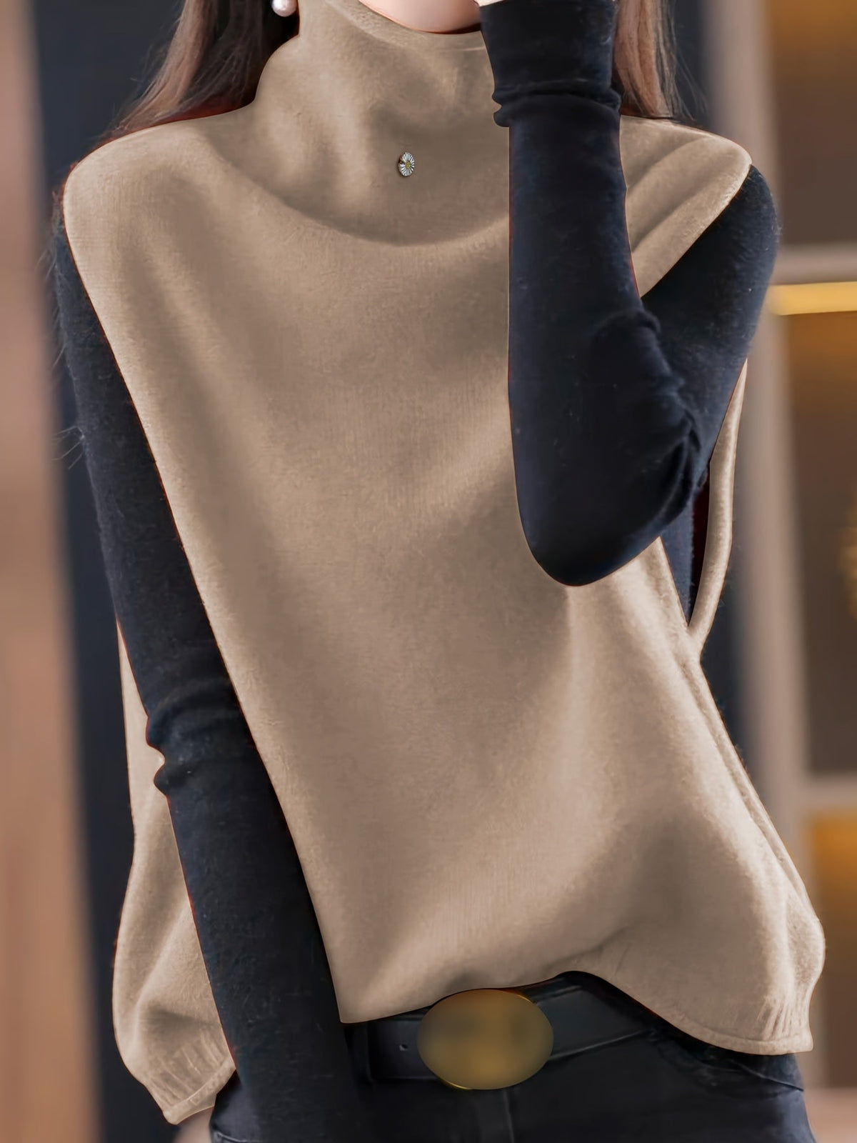 Gilet sans manches drapé à col montant — Amielle Paris