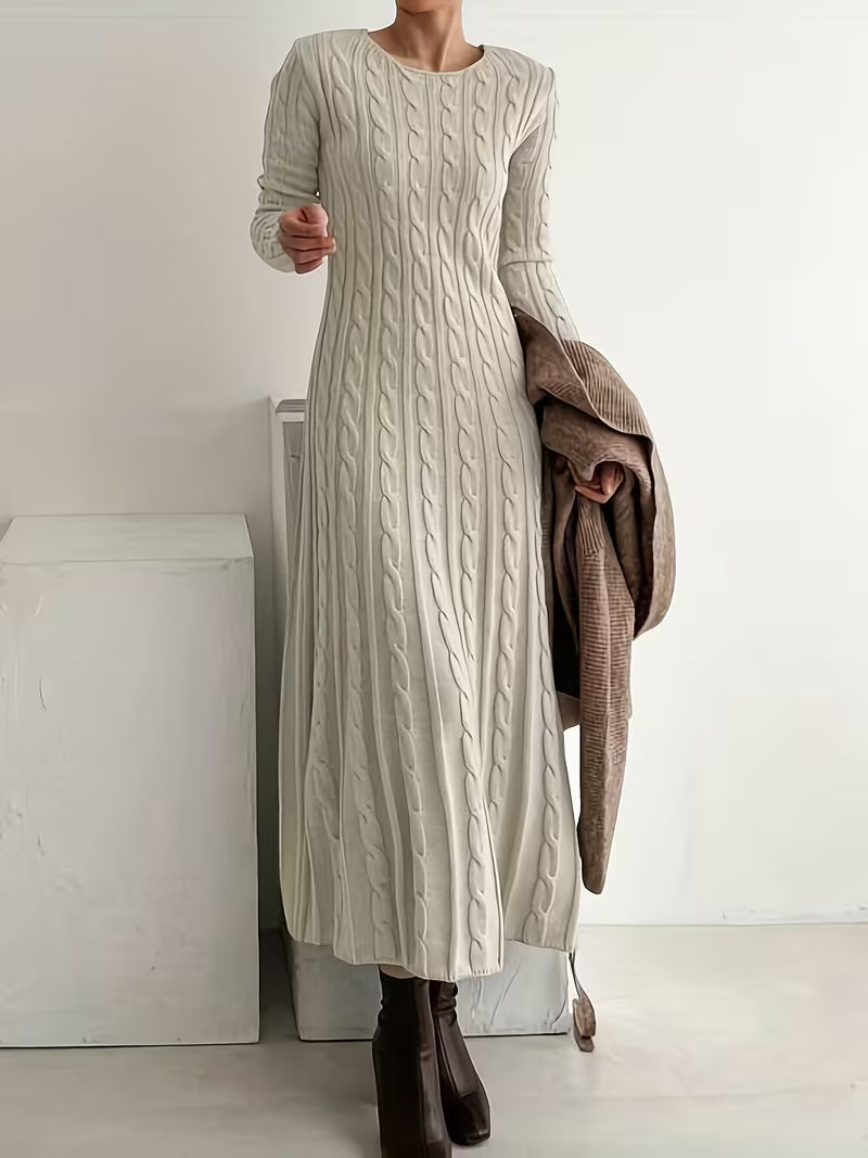 Amelia — Robe longue ajustée en maille côtelée — Amielle Paris