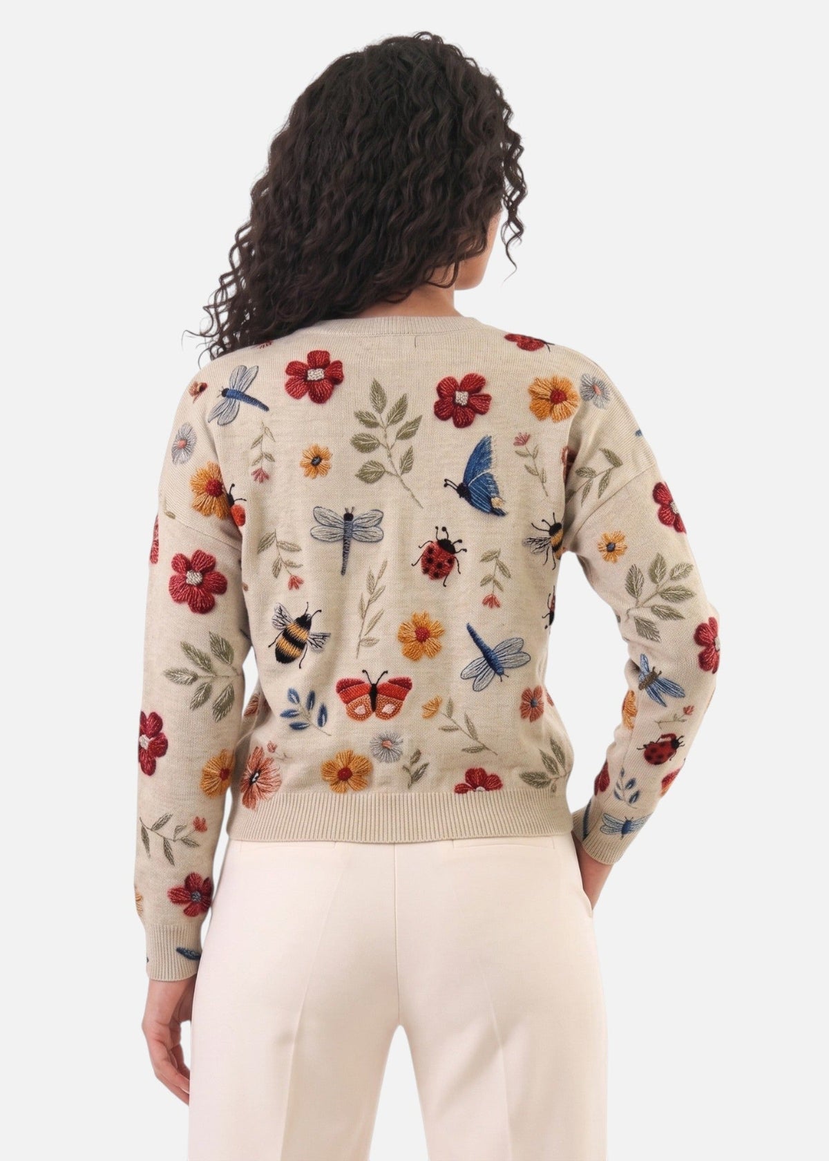Pull à broderies florales et col rond — Amielle Paris