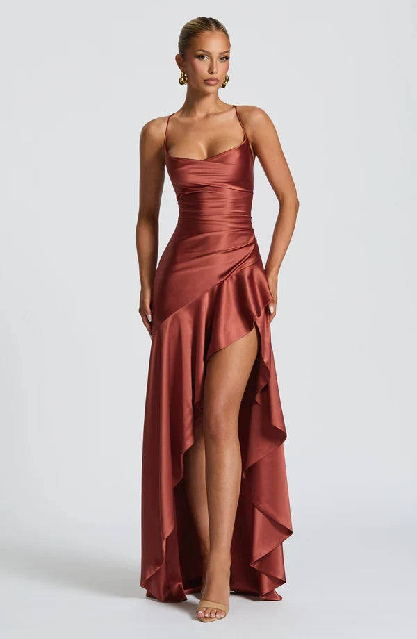 Robe longue satinée à volant — Épiphanie — Amielle Paris