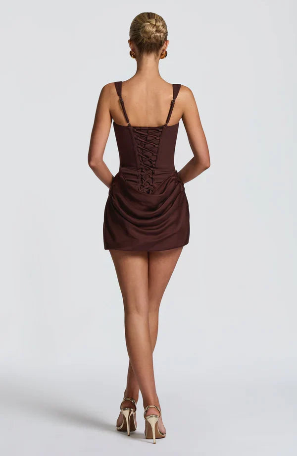 Sybille — Robe courte corsetée à jupe drapée — Amielle Paris