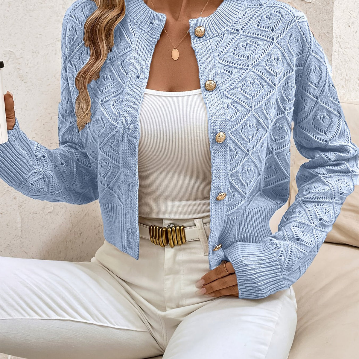 Camille | Gilet en maille à losanges et boutons — Amielle Paris