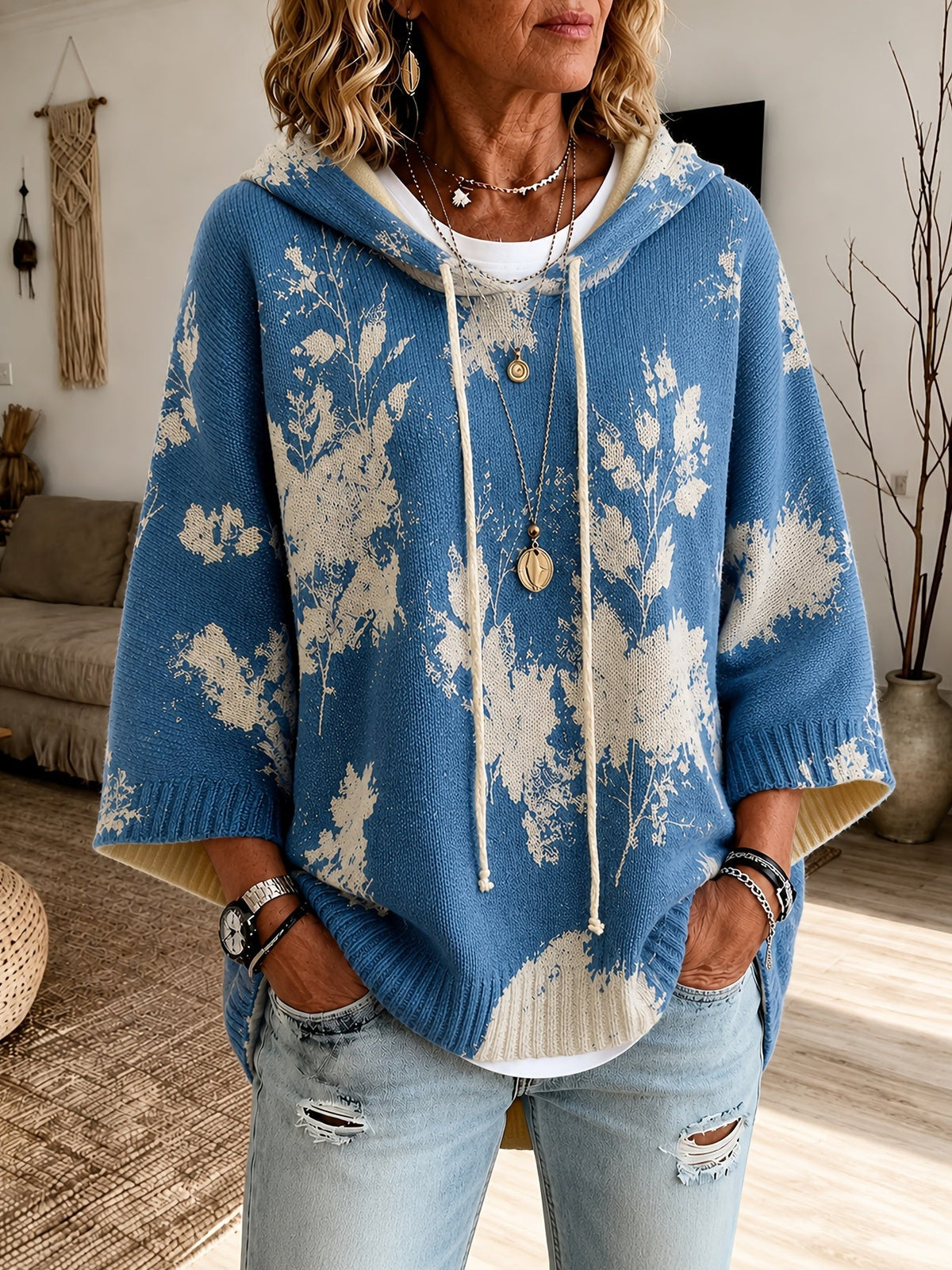 Isadora | Poncho fleuri à capuche — Amielle Paris