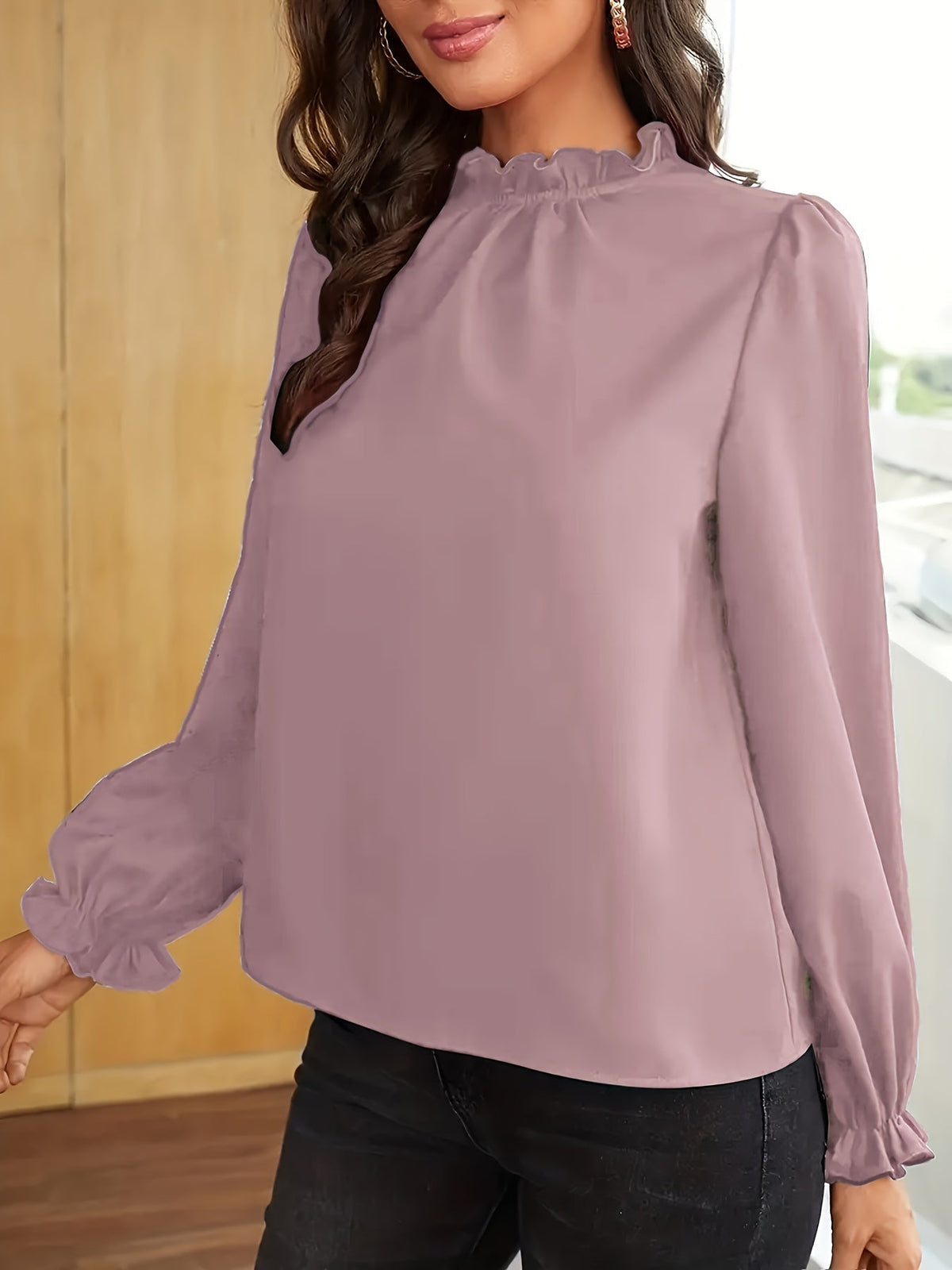 Cosette | Blouse à col volanté et manches bouffantes — Amielle Paris