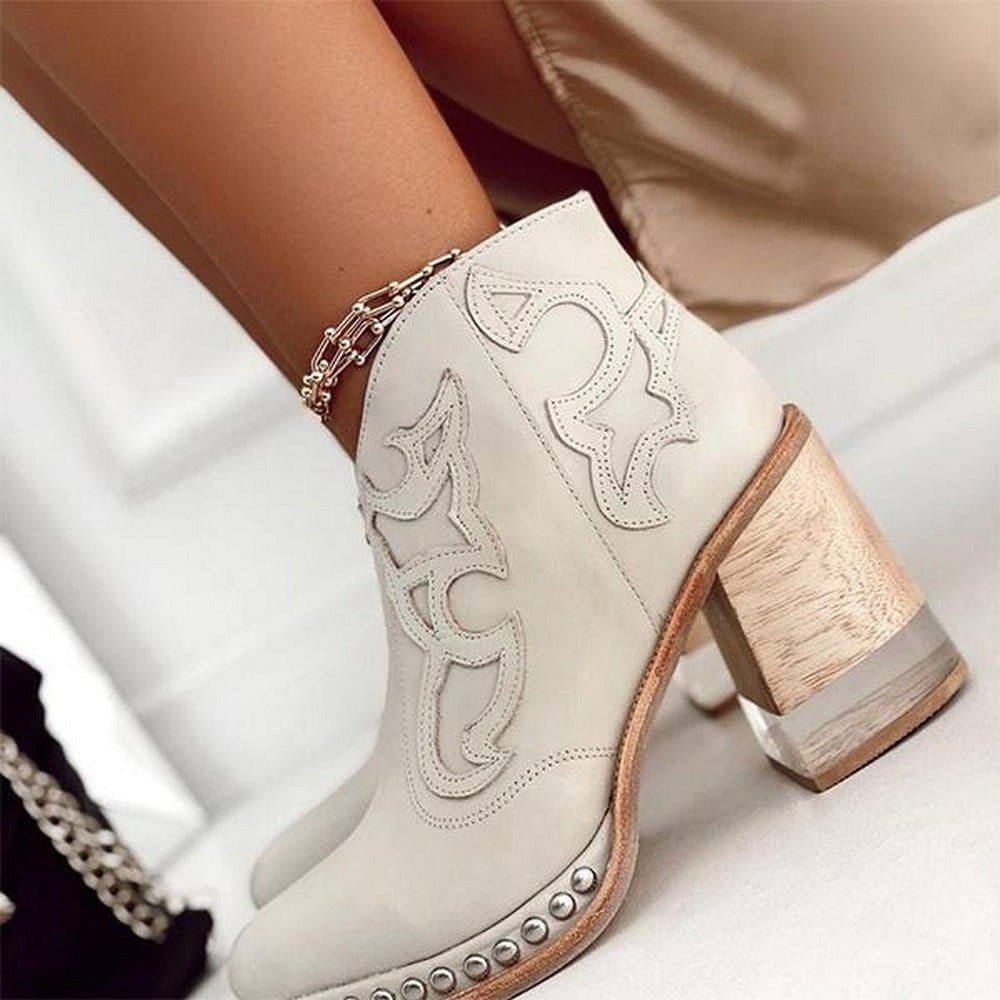 Bottines western brodées à clous — Amielle Paris