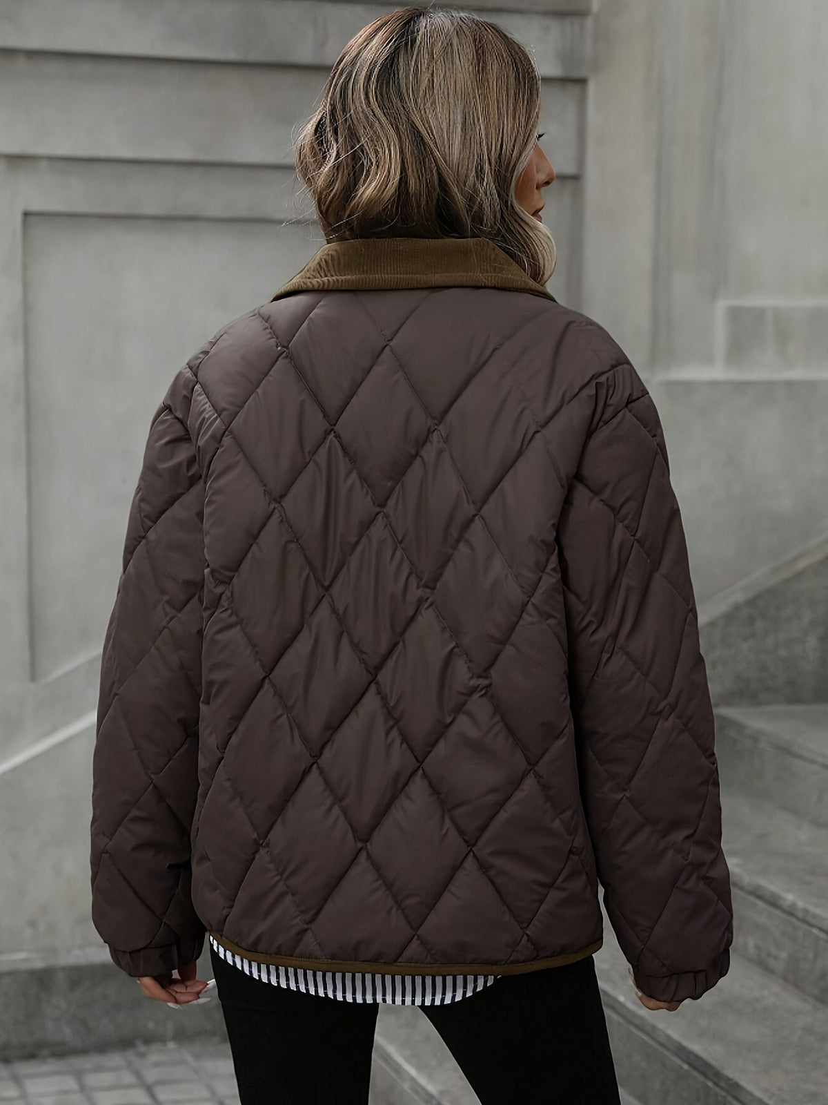 Odette | Veste matelassée à col en velours côtelé — Amielle Paris