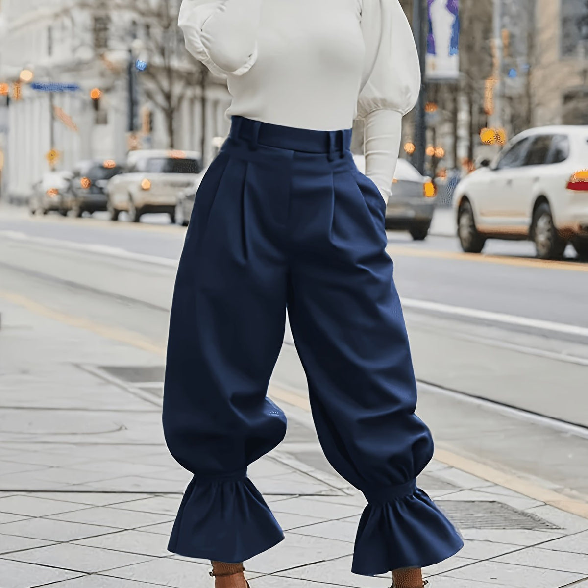 Pantalon large fluide à bas volanté — Amielle Paris