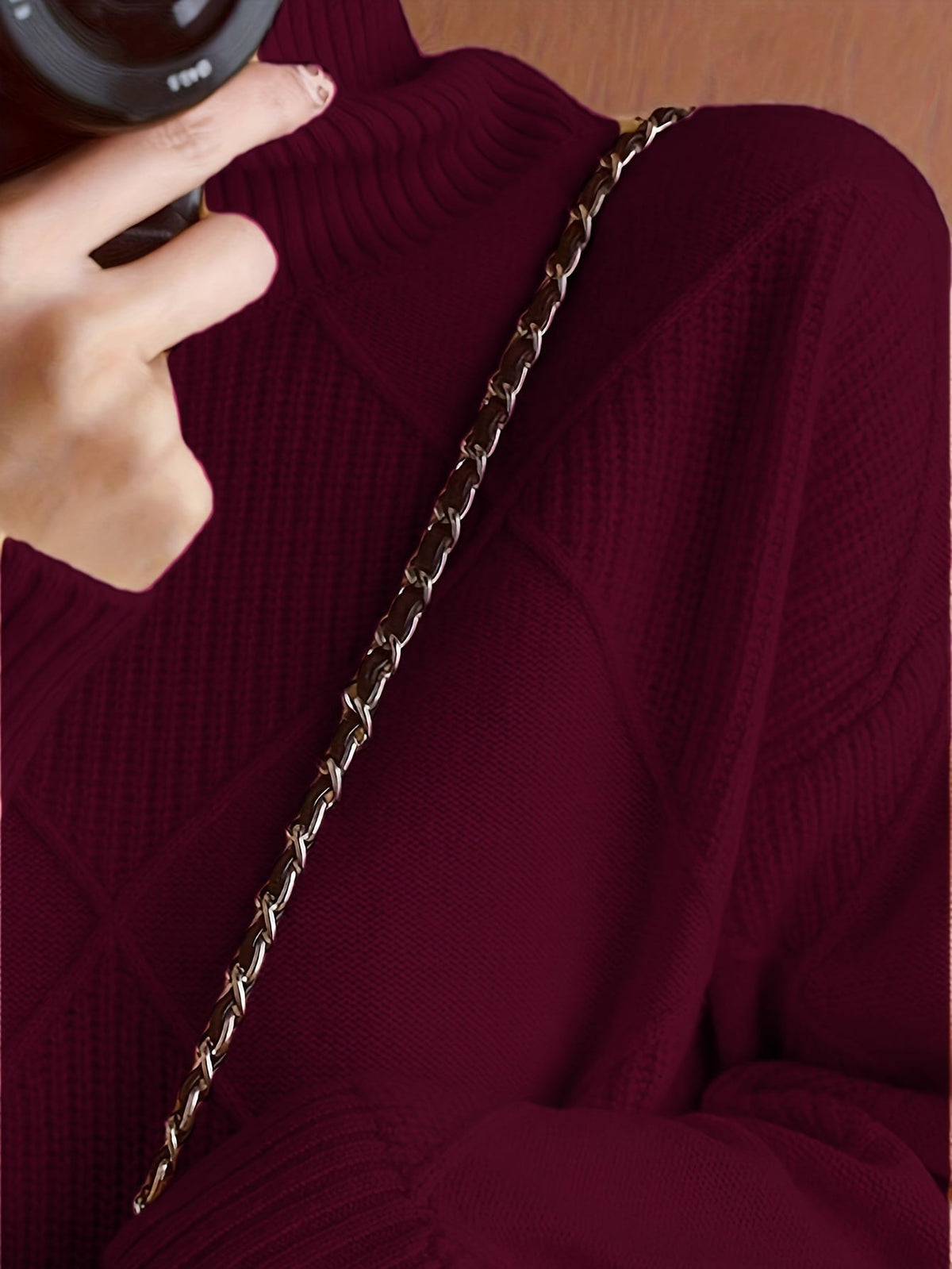 Pull à col roulé et maille à losanges — Amielle Paris