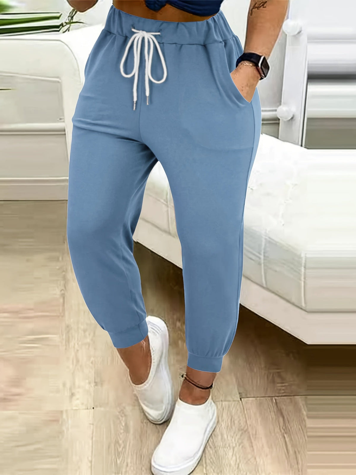 Pantalon de jogging fuselé à cordon — Amielle Paris