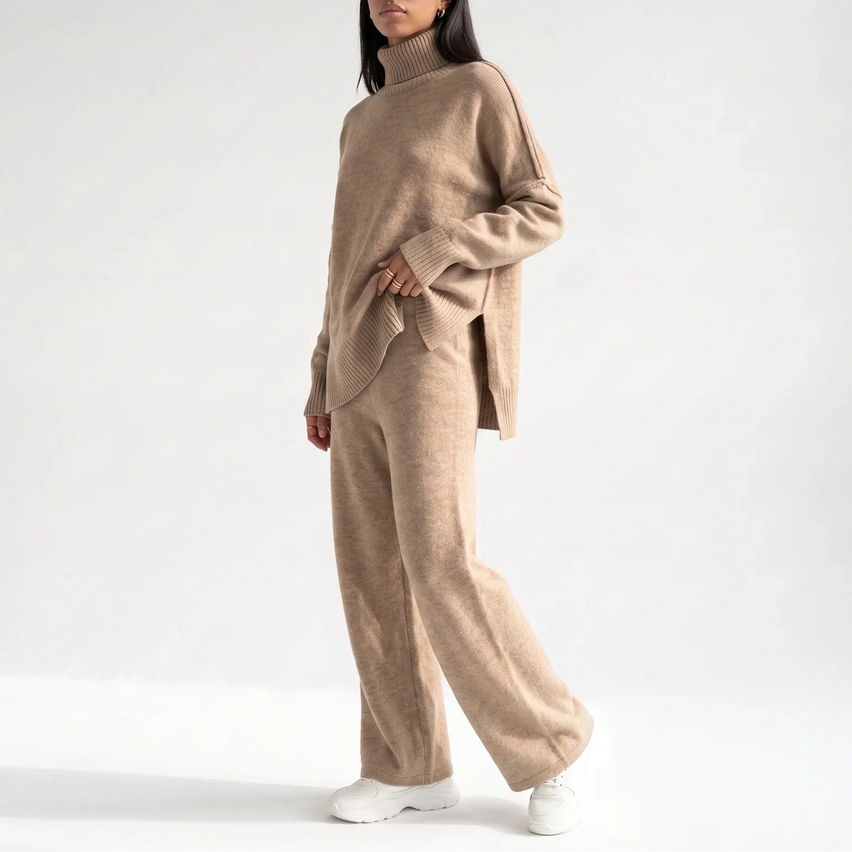 Ensemble en maille à col roulé et pantalon large — Amielle Paris