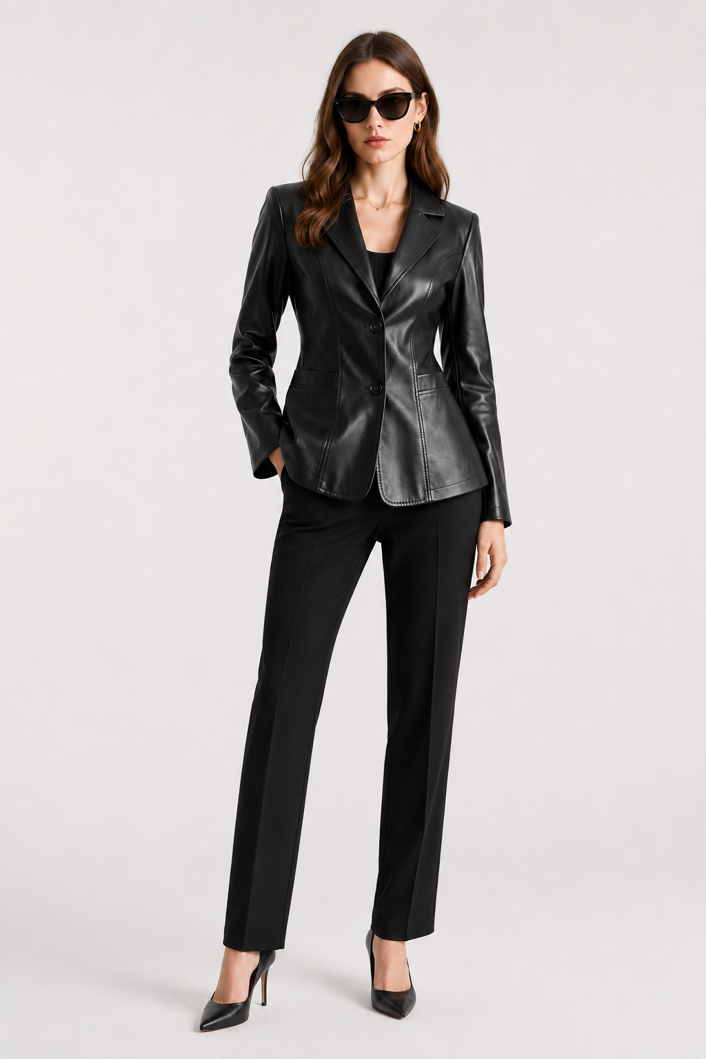 Blazer cintré à l'aspect cuir Heidi — Amielle Paris