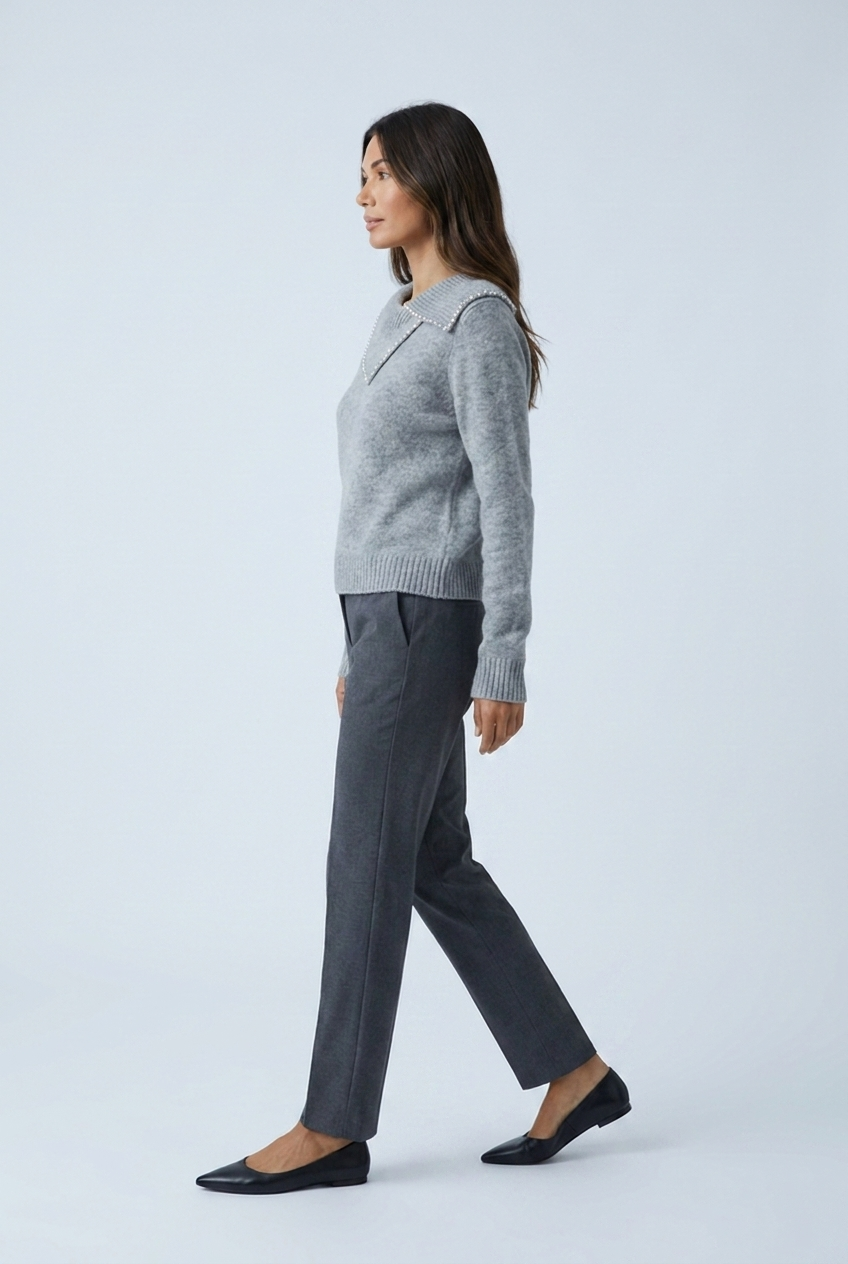 Pull à col asymétrique perlé — Camille — Amielle Paris