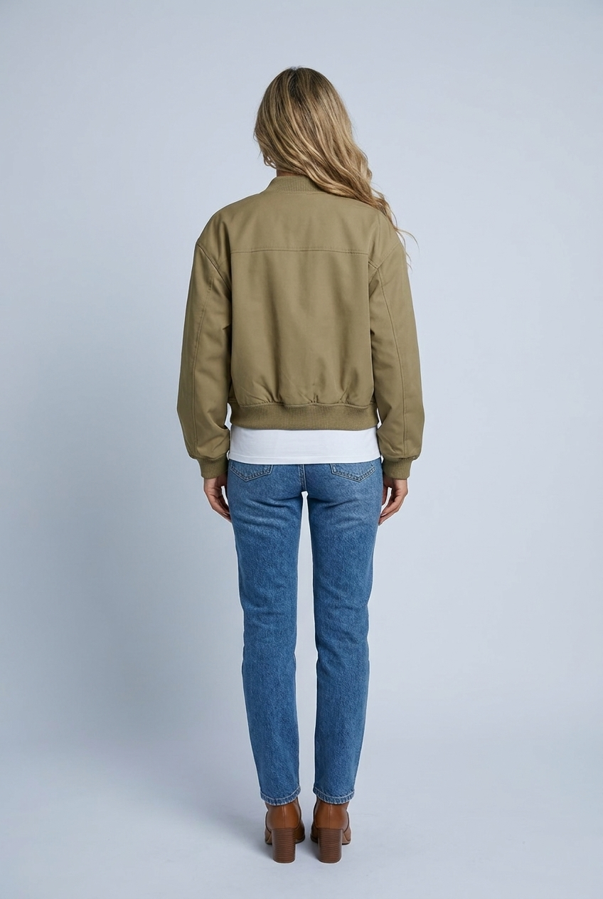 Remy — Bomber court à poches cargo — Amielle Paris