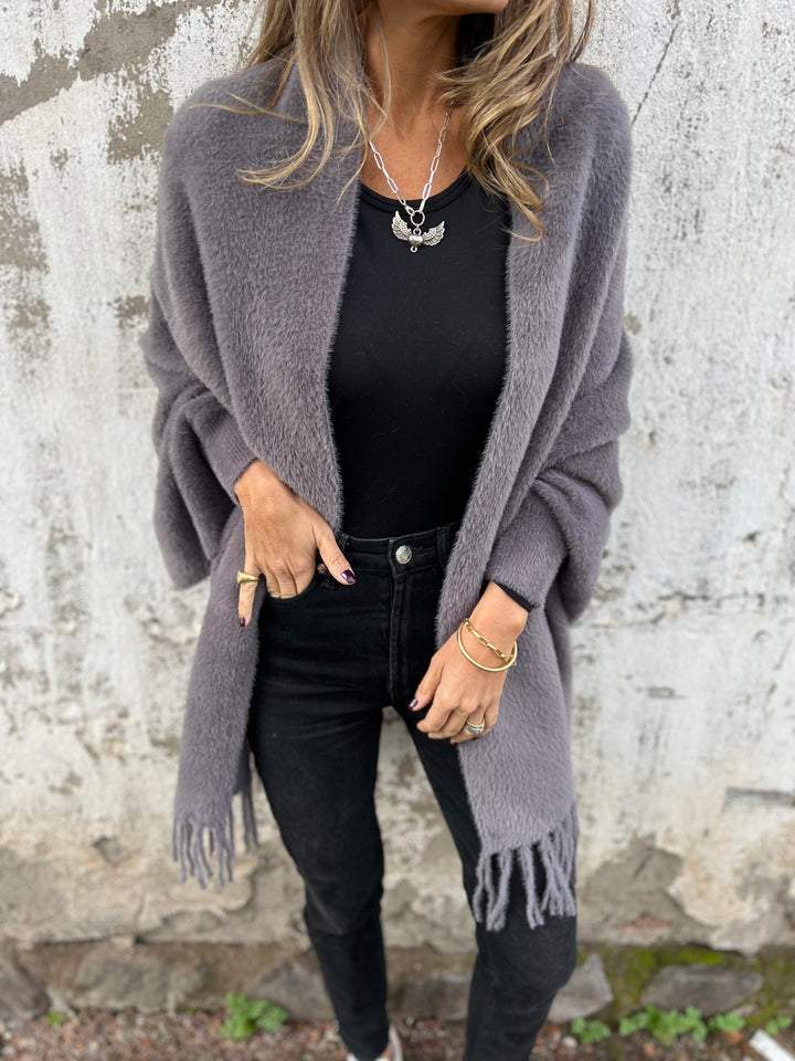 Gilet drapé duveteux à franges — Amielle Paris