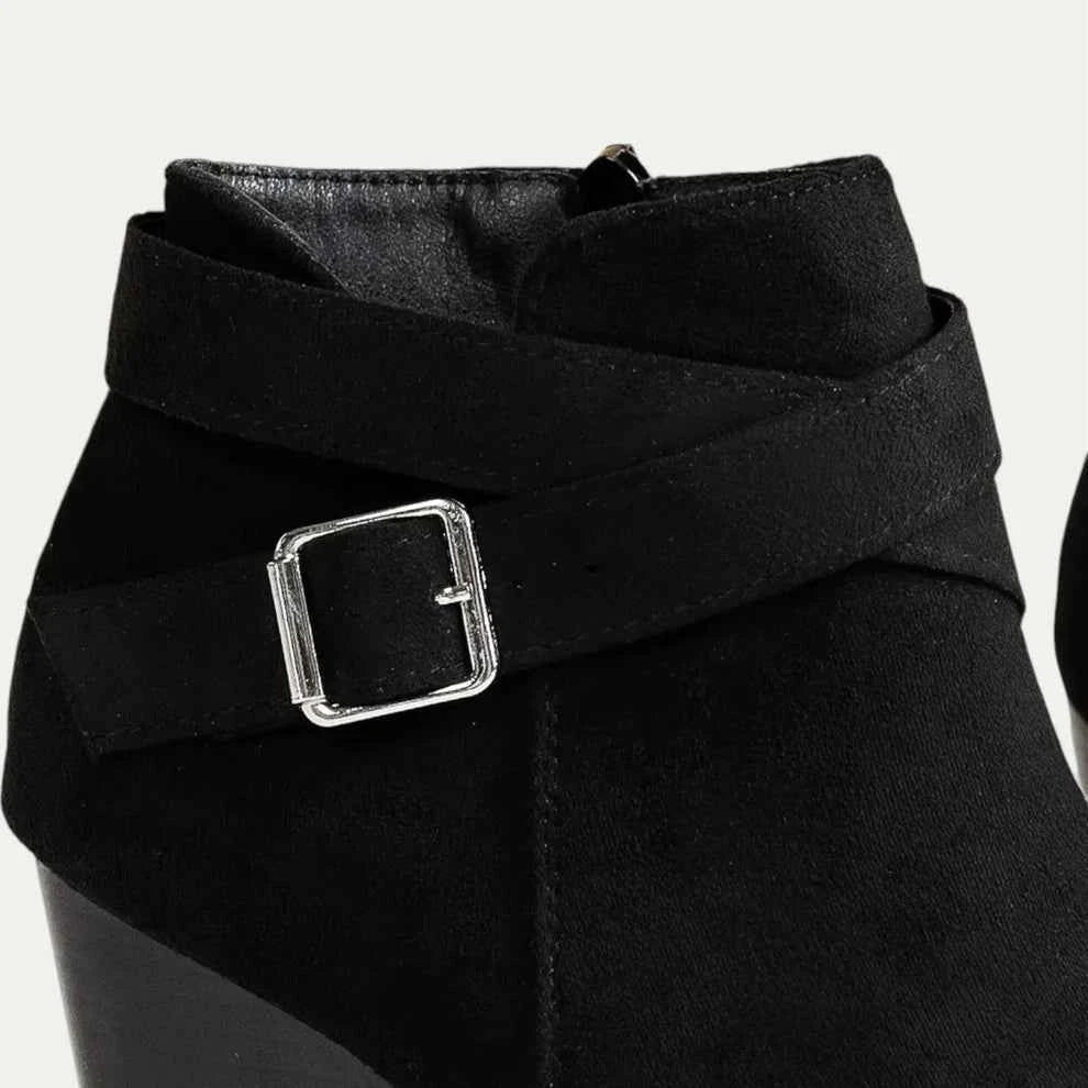 Bottines compensées à bride et zip — Amielle Paris