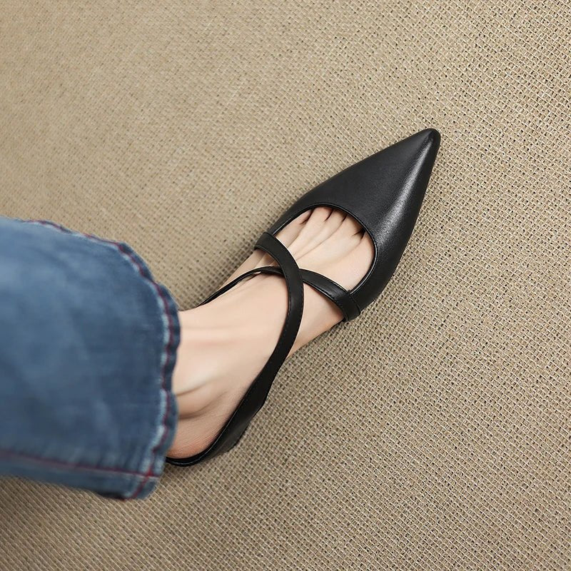 Mules à brides croisées et petit talon — Amielle Paris