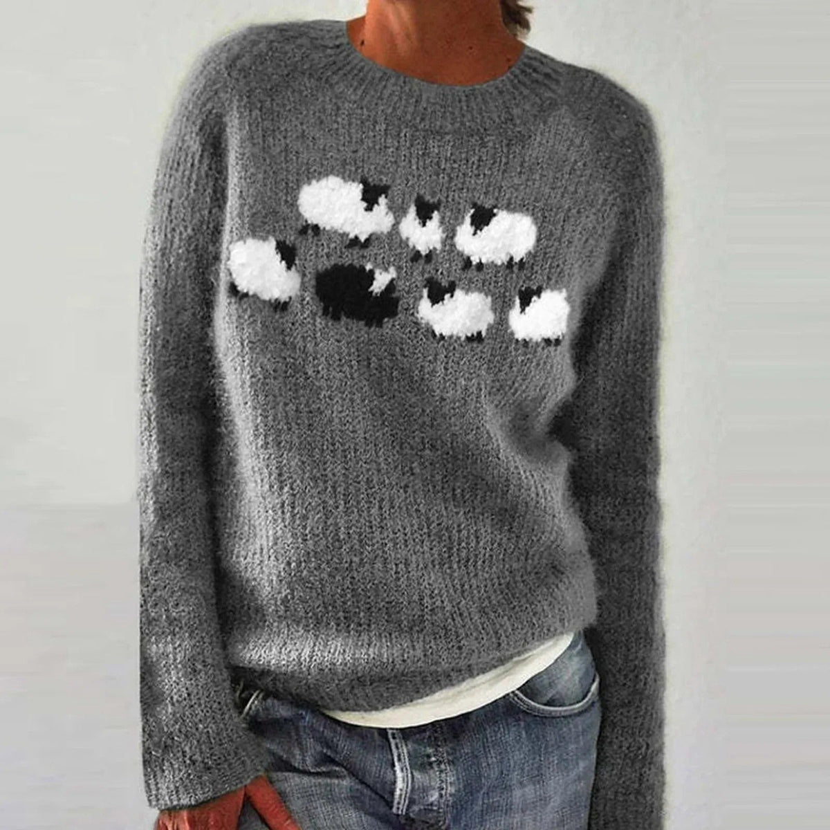Pull à motif moutons et col rond — Amielle Paris