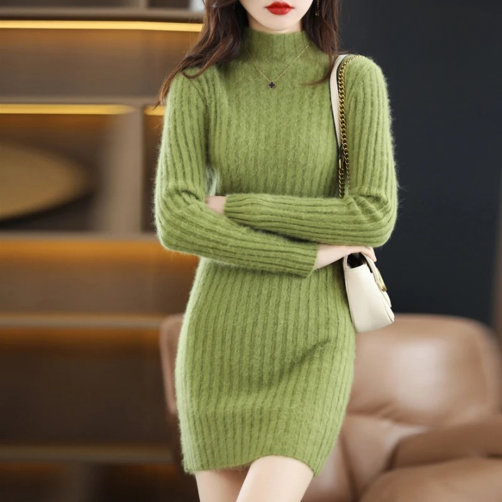 Gabriella — Robe courte côtelée à col roulé — Amielle Paris