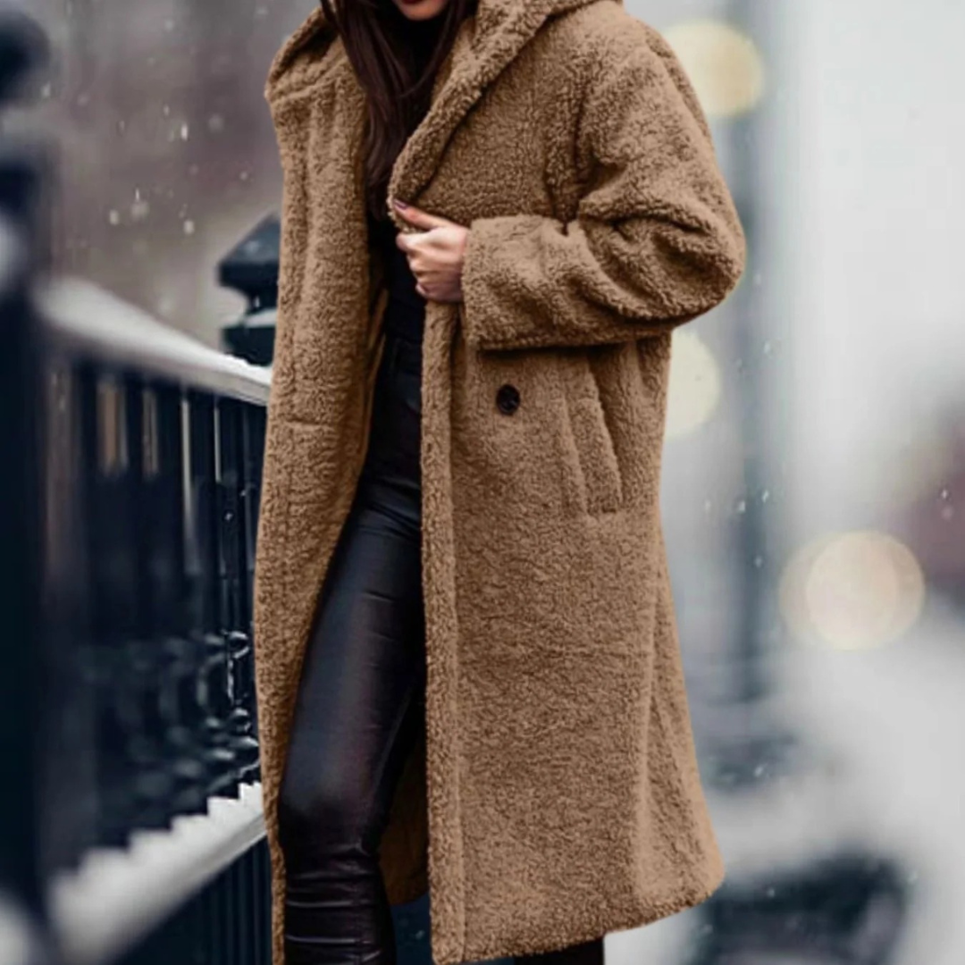 Isabella — Manteau long ouvert en fausse fourrure — Amielle Paris