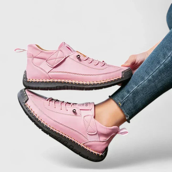 Chaussures à lacets et coutures apparentes — Amielle Paris
