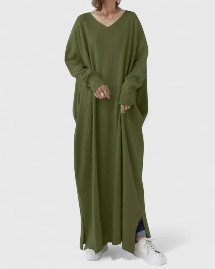 Robe pull longue ample à col V — Amielle Paris
