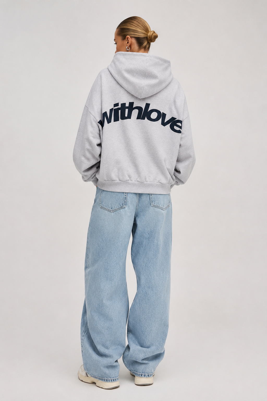 Sweat ample à capuche en molleton — Amielle Paris