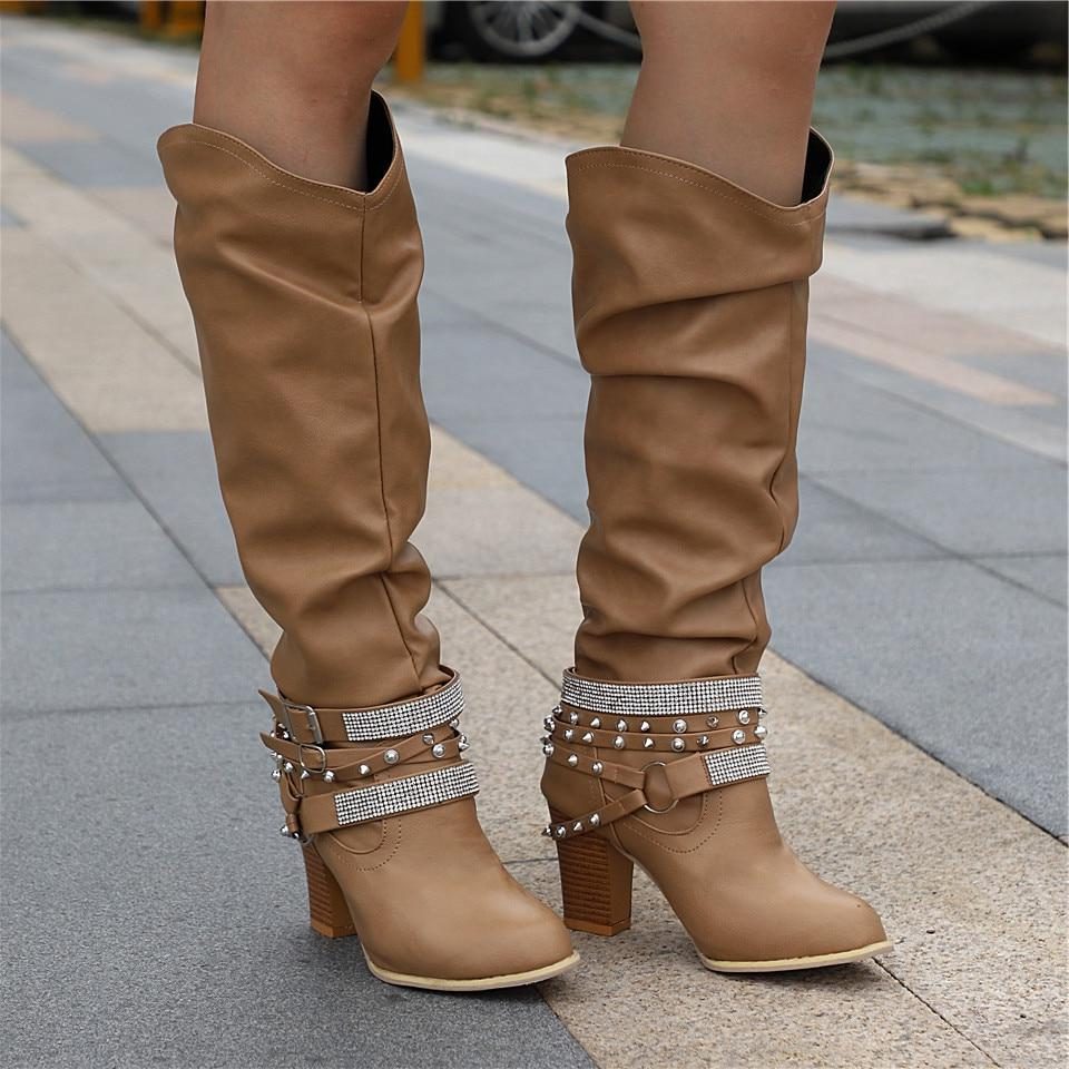 Bottes hautes souples à brides cloutées — Amielle Paris