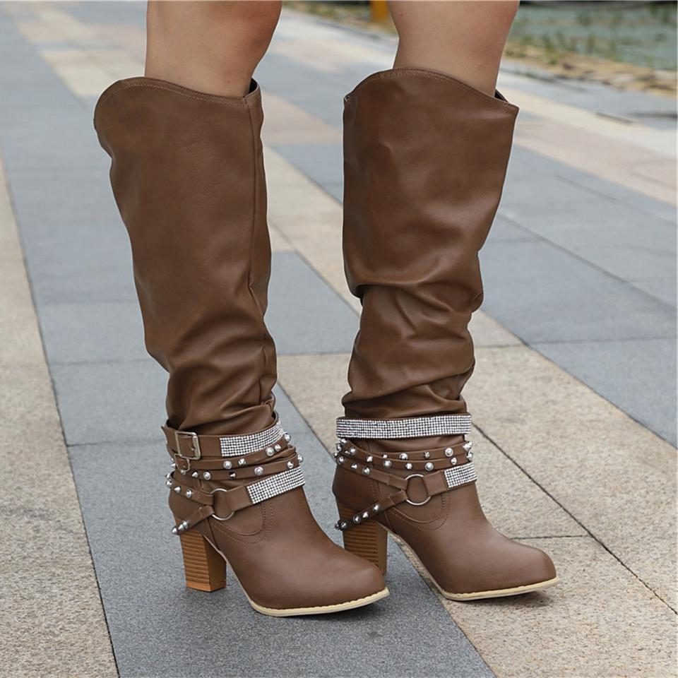 Bottes hautes souples à brides cloutées — Amielle Paris