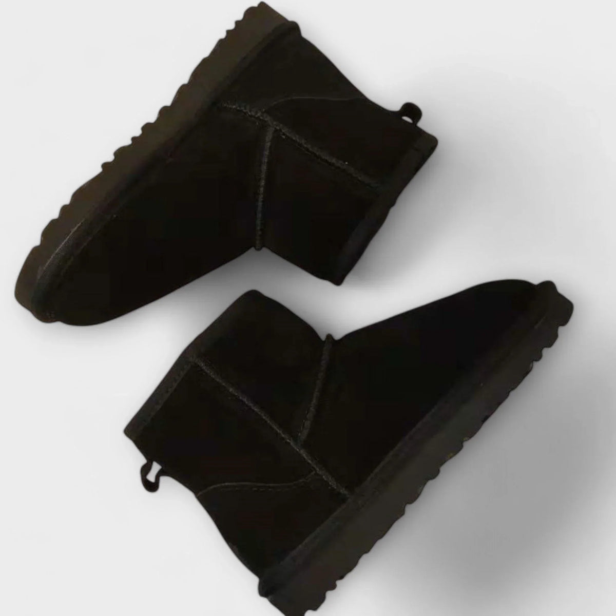Bottines courtes aspect daim doublées en polaire — Amielle Paris