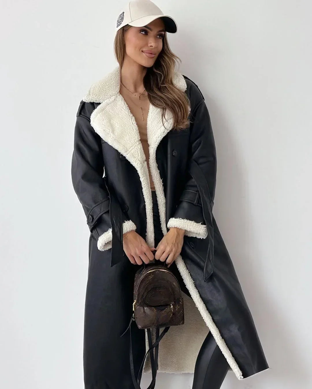 Trench croisé à doublure en fausse fourrure — Amielle Paris