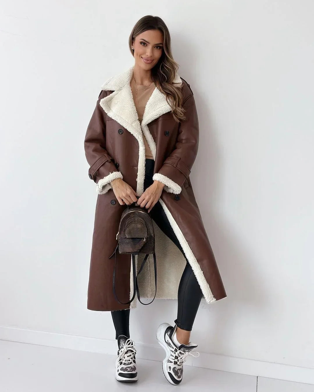 Trench croisé à doublure en fausse fourrure — Amielle Paris