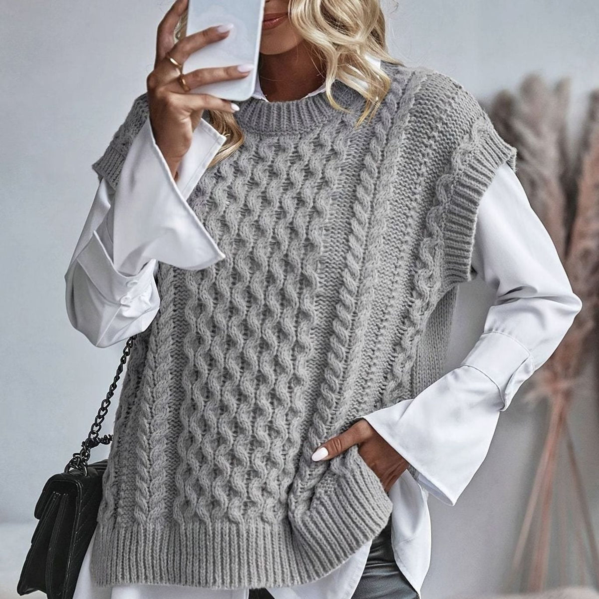 Pull long sans manches torsadé à col rond — Amielle Paris