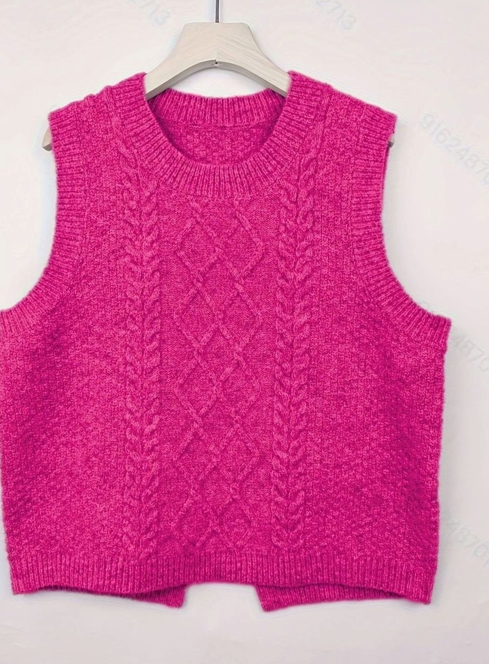 Pull sans manches à torsades et losanges — Amielle Paris