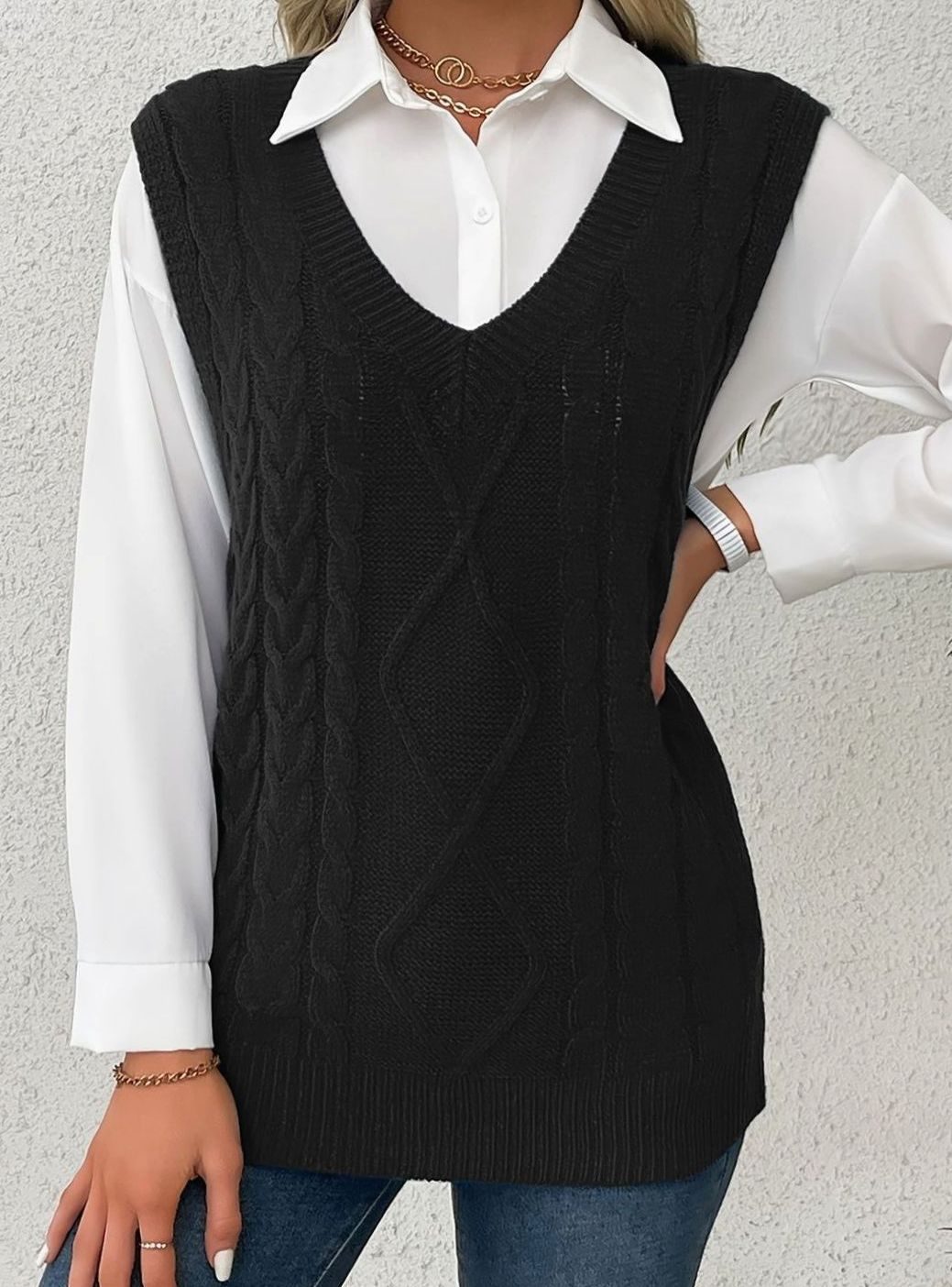Pull ample sans manches torsadé à col V — Amielle Paris
