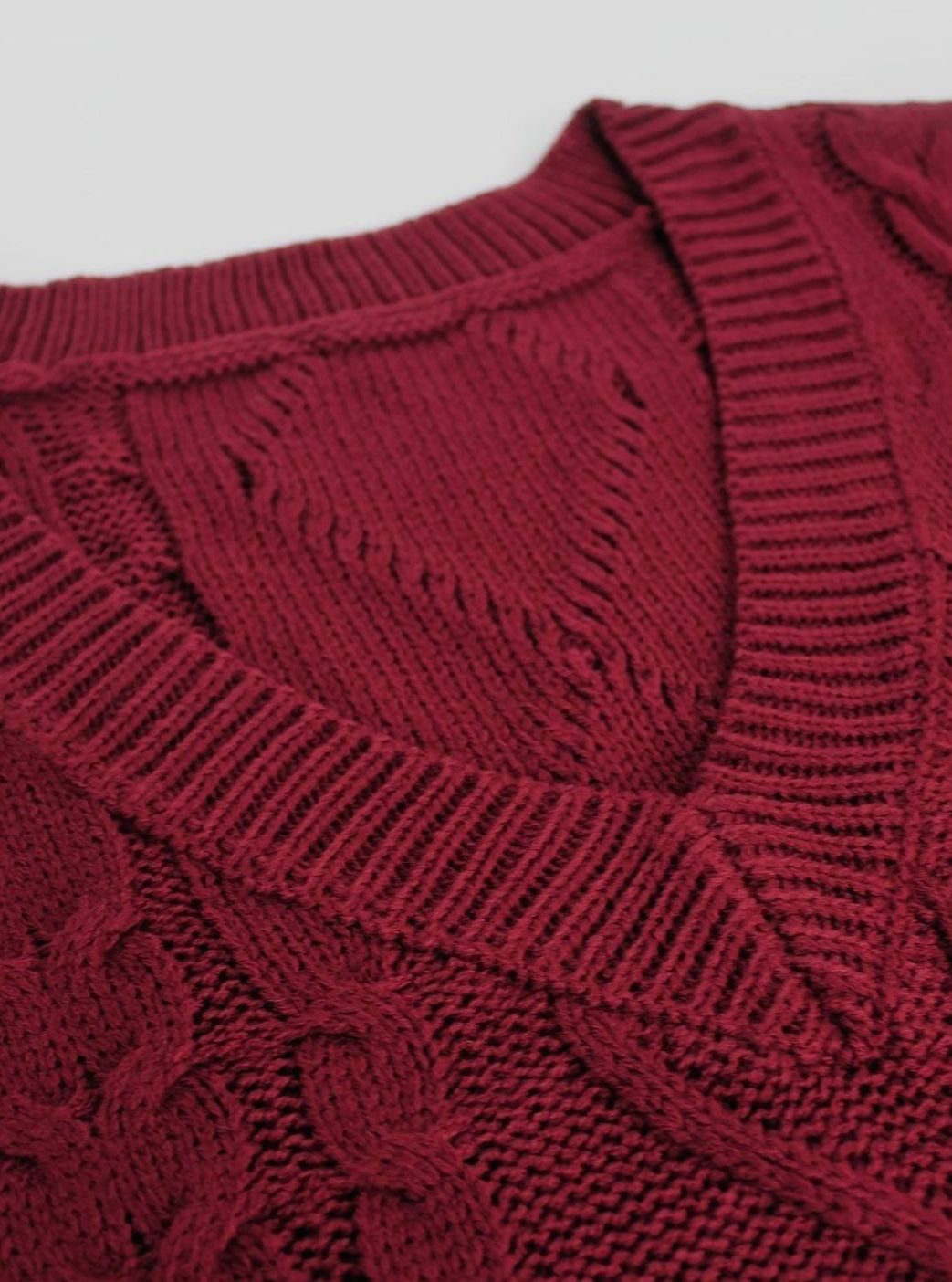 Pull ample sans manches torsadé à col V — Amielle Paris