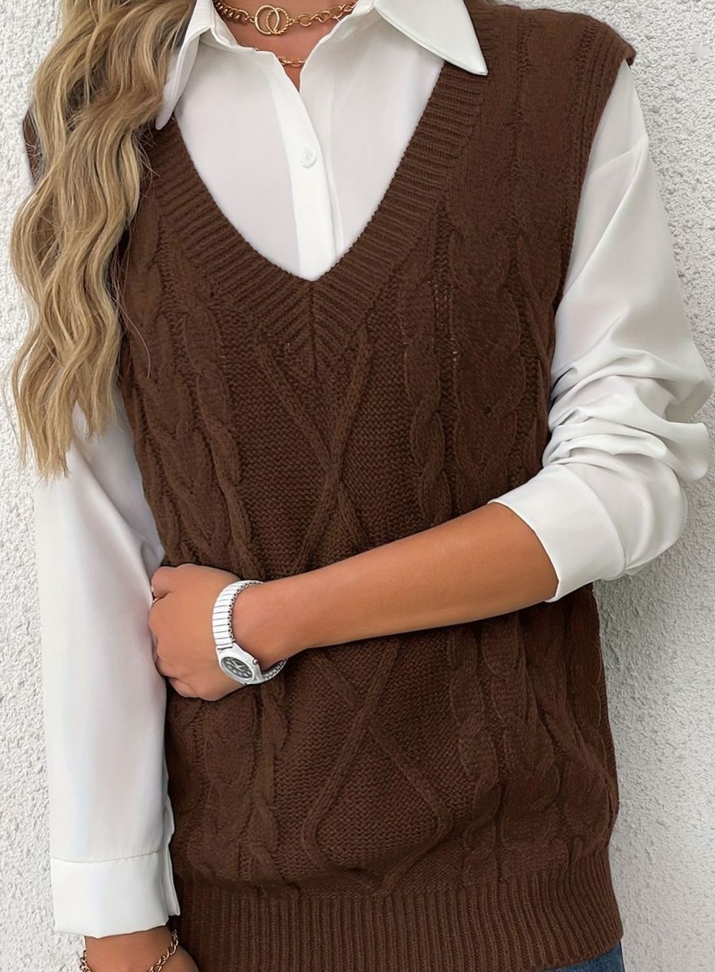 Pull ample sans manches torsadé à col V — Amielle Paris