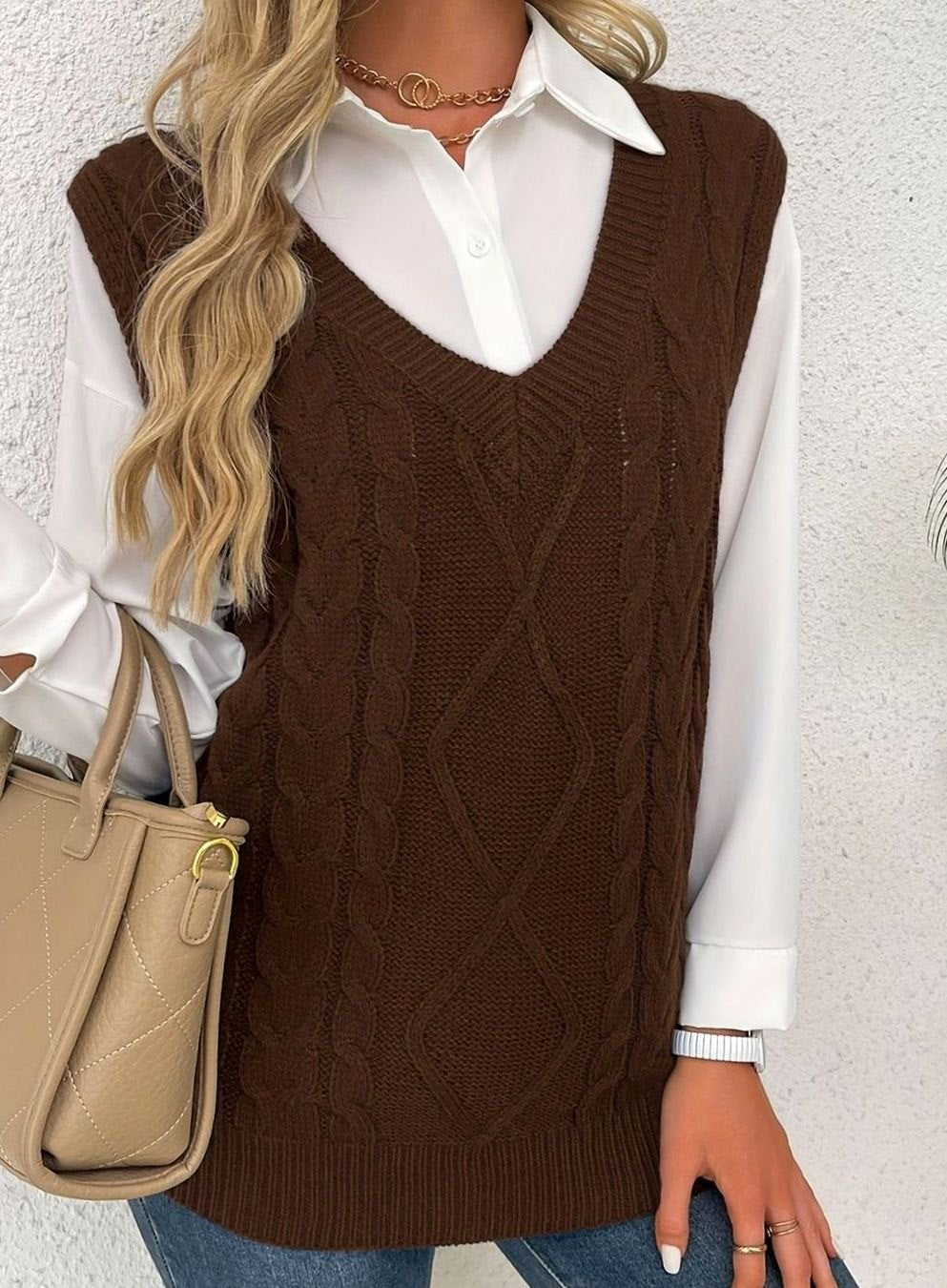 Pull ample sans manches torsadé à col V — Amielle Paris