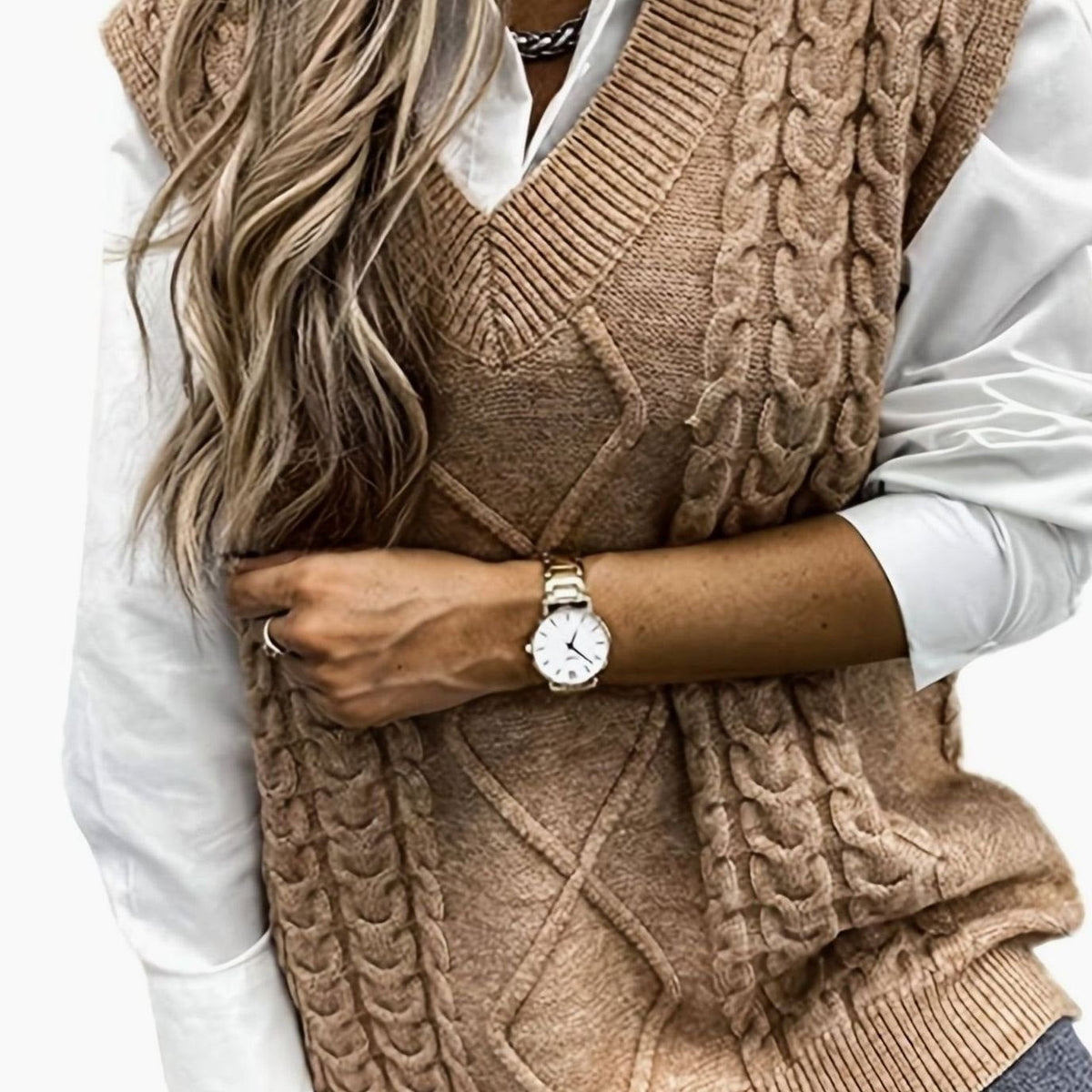 Pull ample sans manches torsadé à col V — Amielle Paris