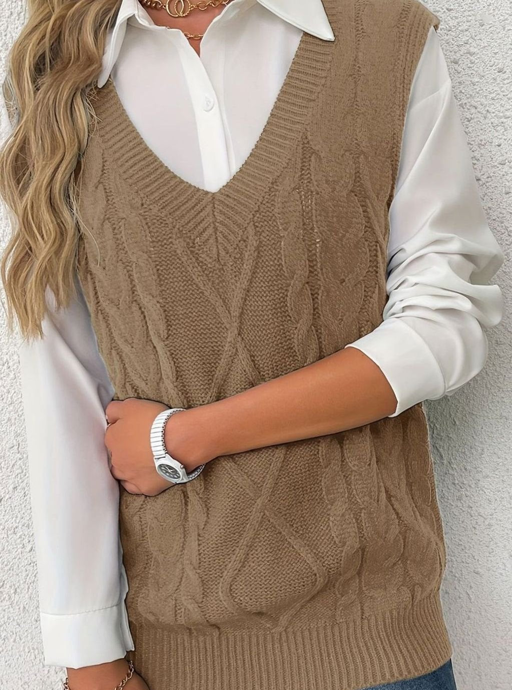 Pull ample sans manches torsadé à col V — Amielle Paris