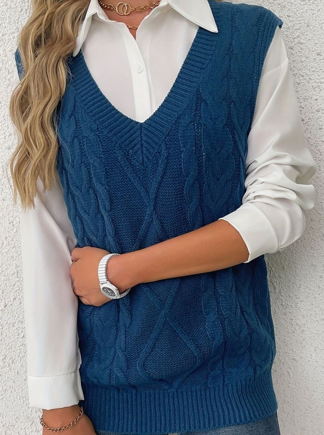 Pull ample sans manches torsadé à col V — Amielle Paris