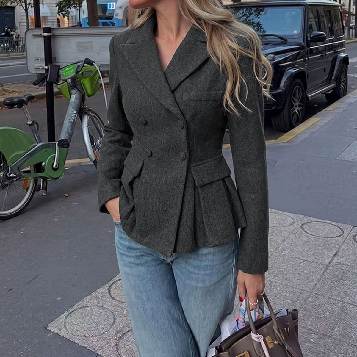 Blazer croisé cintré à basque — Amielle Paris