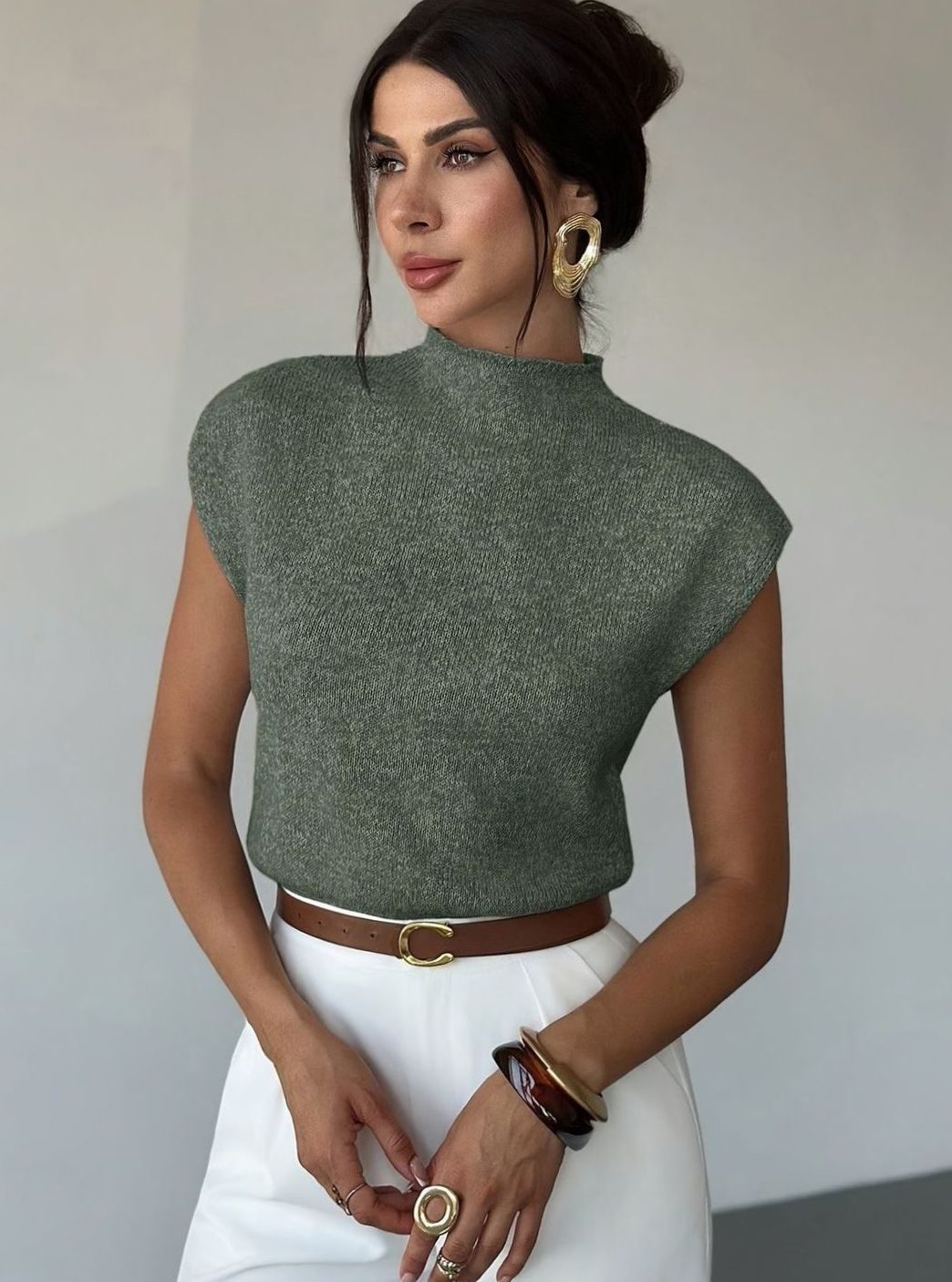 Haut en maille à col montant et manches courtes — Amielle Paris