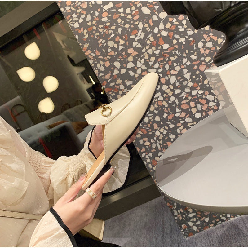 Mules mocassins à chaîne et bout rond — Amielle Paris