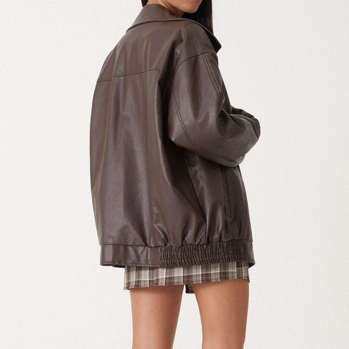 Veste ample aspect cuir à épaules tombantes — Amielle Paris