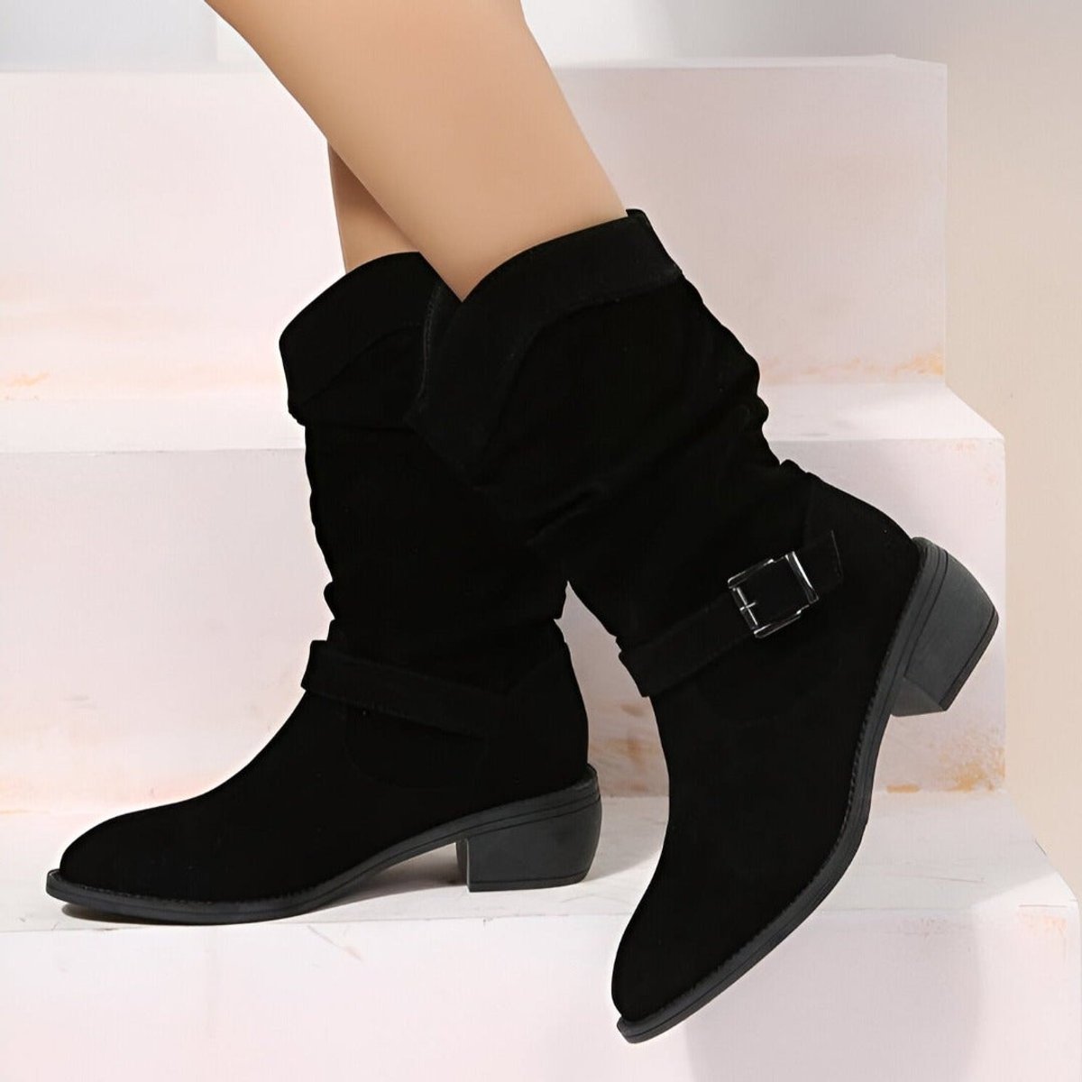 Bottes mi-mollet plissées aspect daim — Amielle Paris
